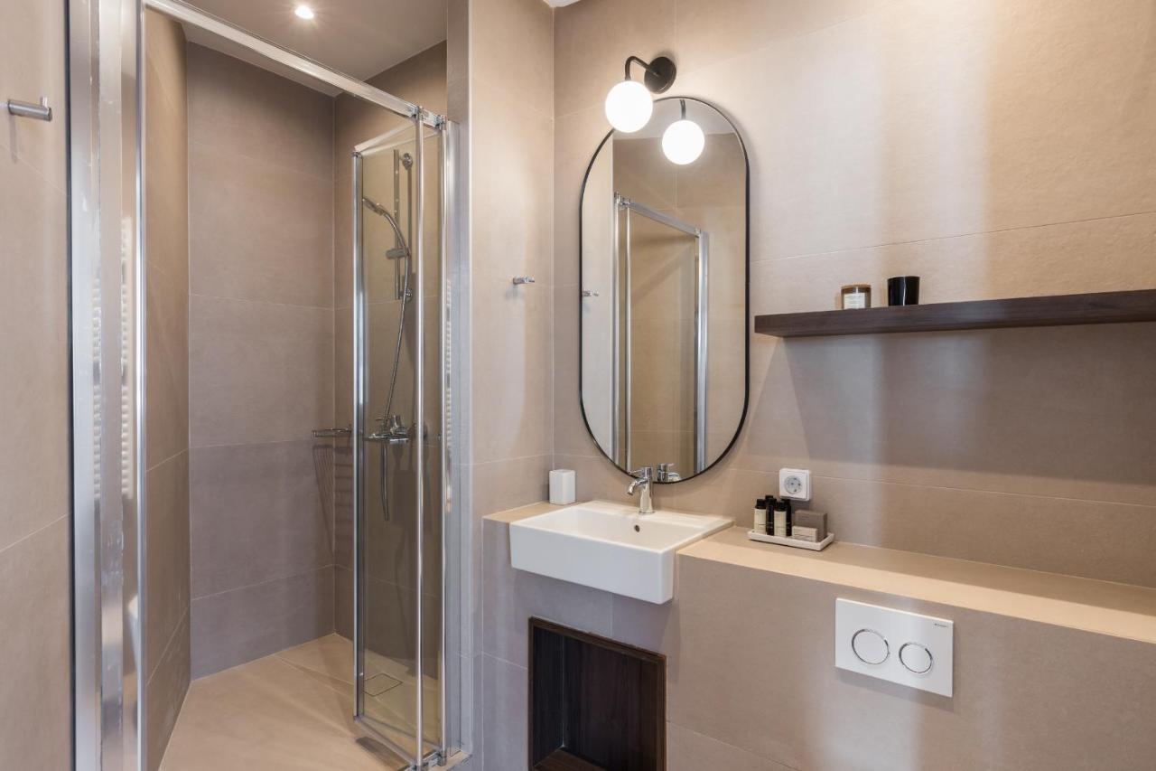 Luxury Apartments In Plaka By Upstreet Афины Экстерьер фото