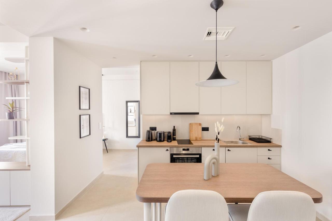 Luxury Apartments In Plaka By Upstreet Афины Экстерьер фото