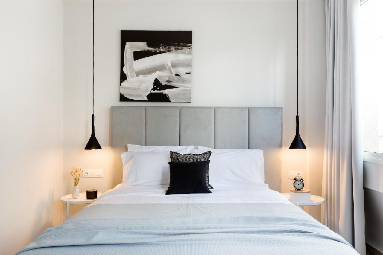 Luxury Apartments In Plaka By Upstreet Афины Экстерьер фото