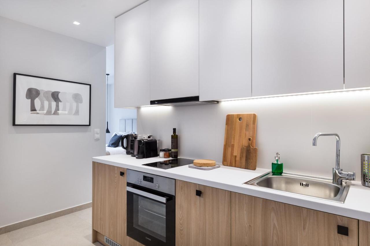 Luxury Apartments In Plaka By Upstreet Афины Экстерьер фото