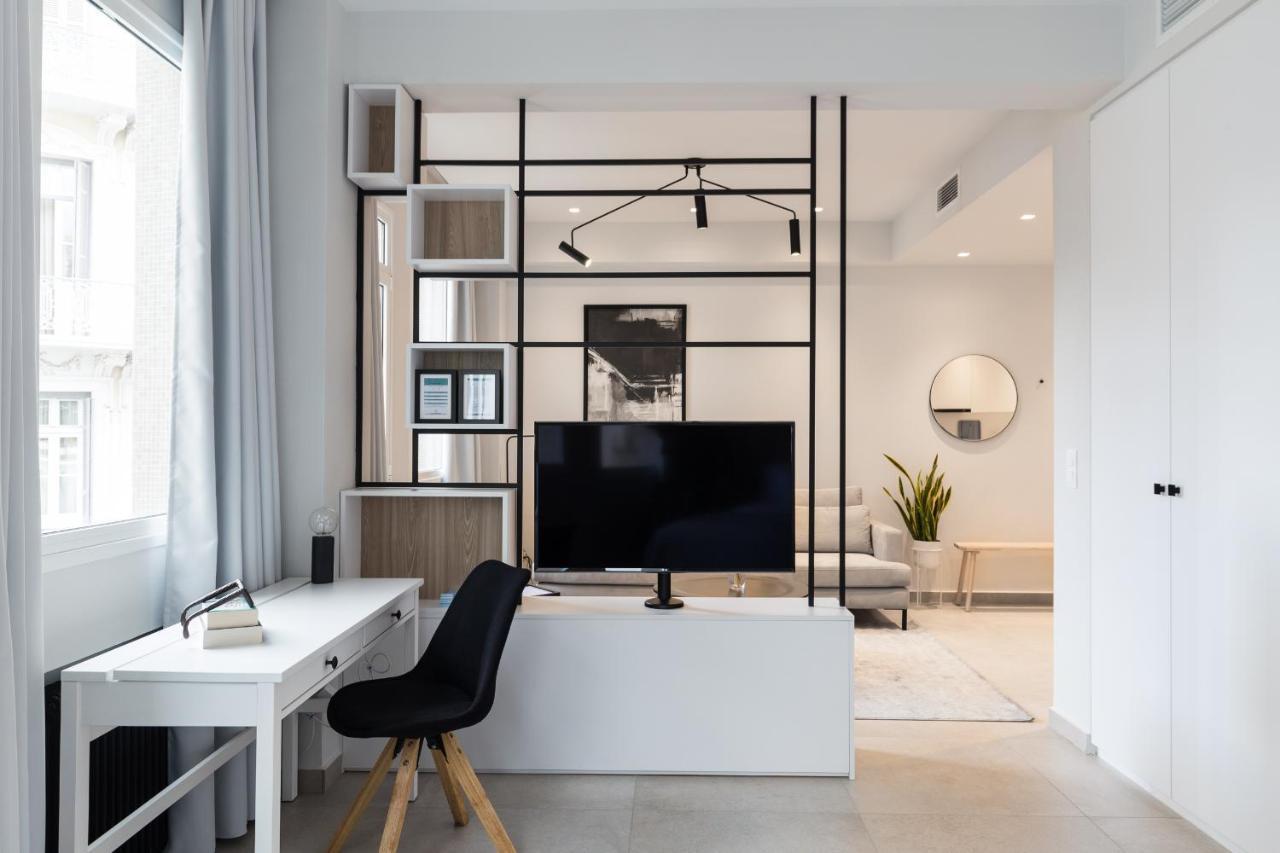Luxury Apartments In Plaka By Upstreet Афины Экстерьер фото